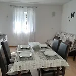 Butterfly - For Rest And Relaxation Apartman *
