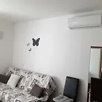 Butterfly - For Rest And Relaxation Split