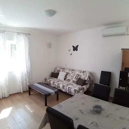 Apartman Butterfly - For Rest And Relaxation